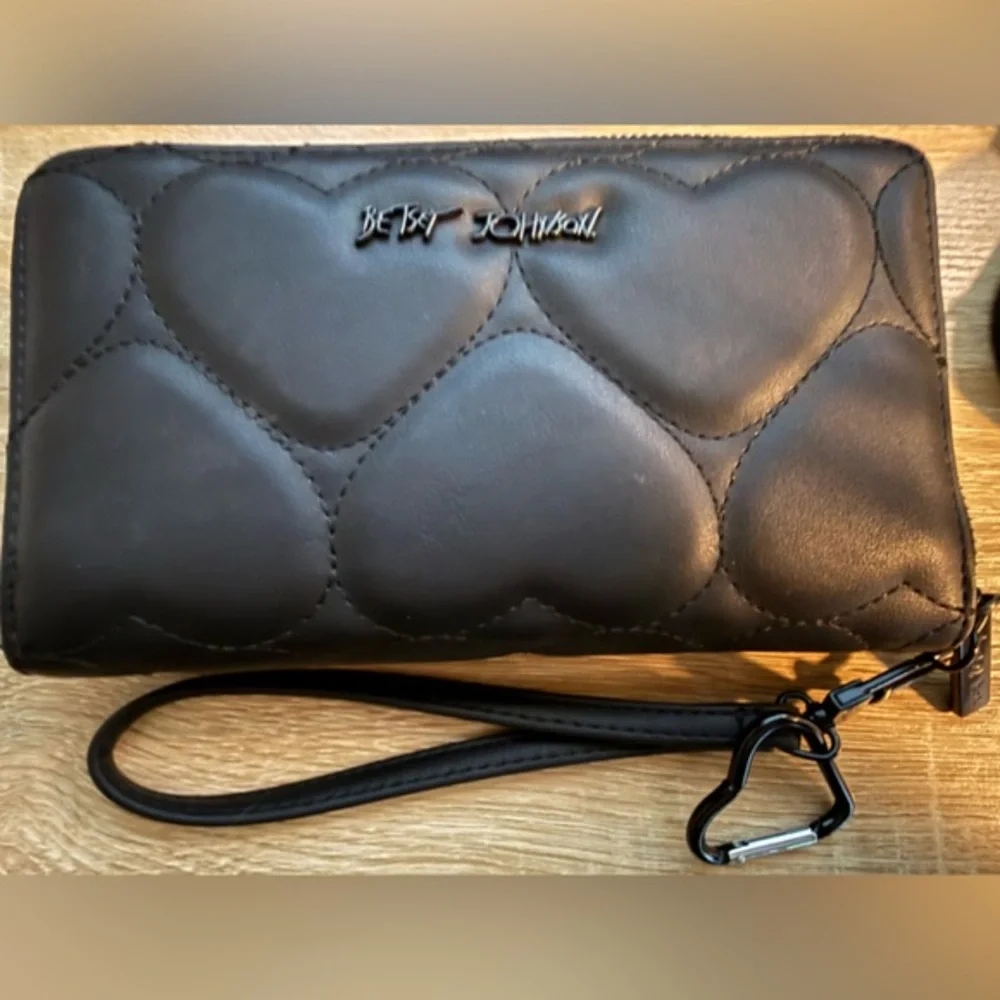 Betsey Johnson Black Quilted Heart Wristlet with Detachable Strap